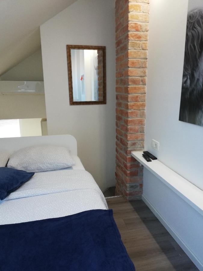 Apartments Simple Teslina Загреб Екстериор снимка