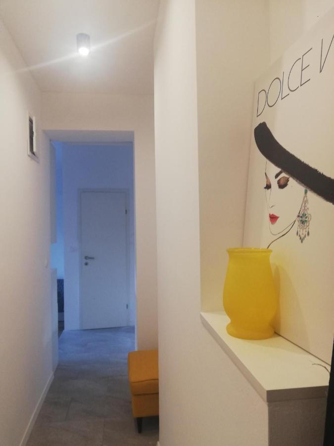 Apartments Simple Teslina Загреб Екстериор снимка