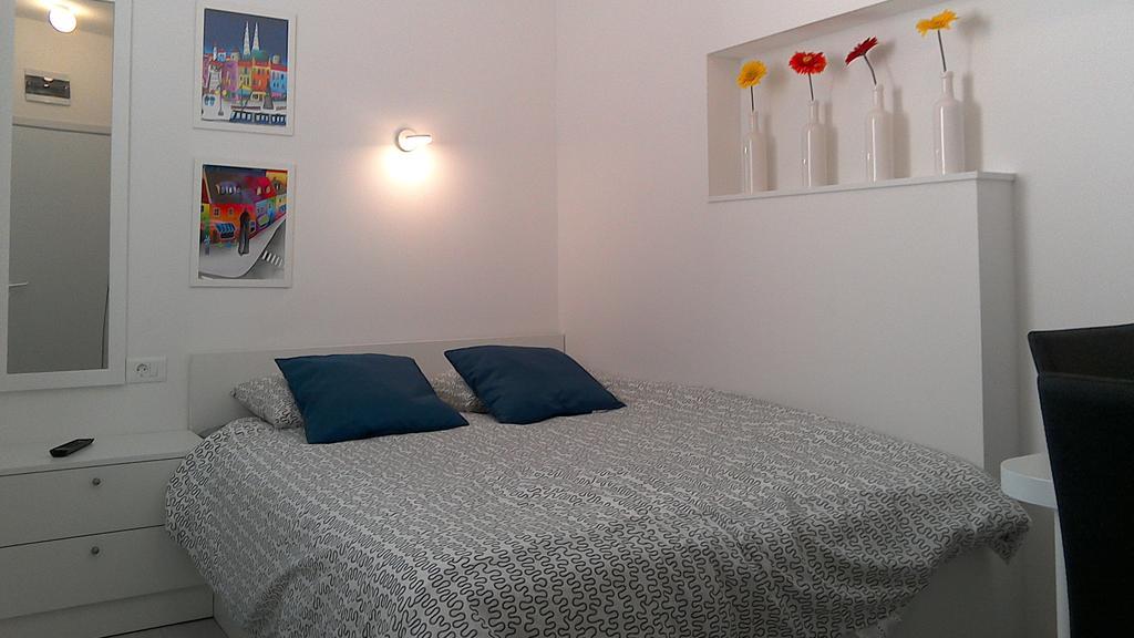 Apartments Simple Teslina Загреб Екстериор снимка