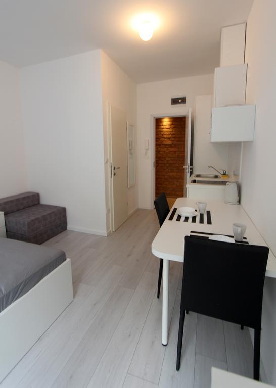 Apartments Simple Teslina Загреб Екстериор снимка