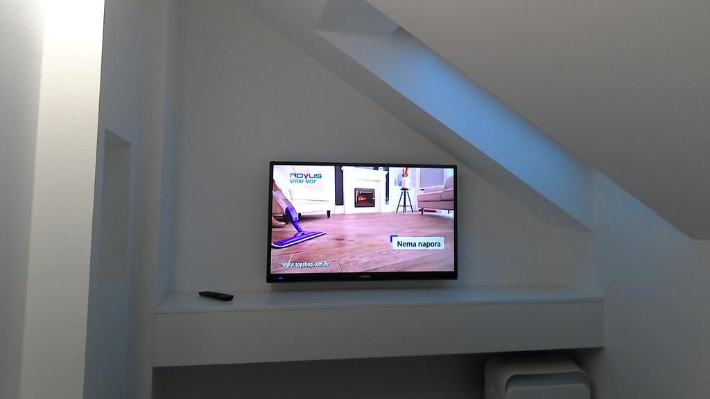 Apartments Simple Teslina Загреб Екстериор снимка
